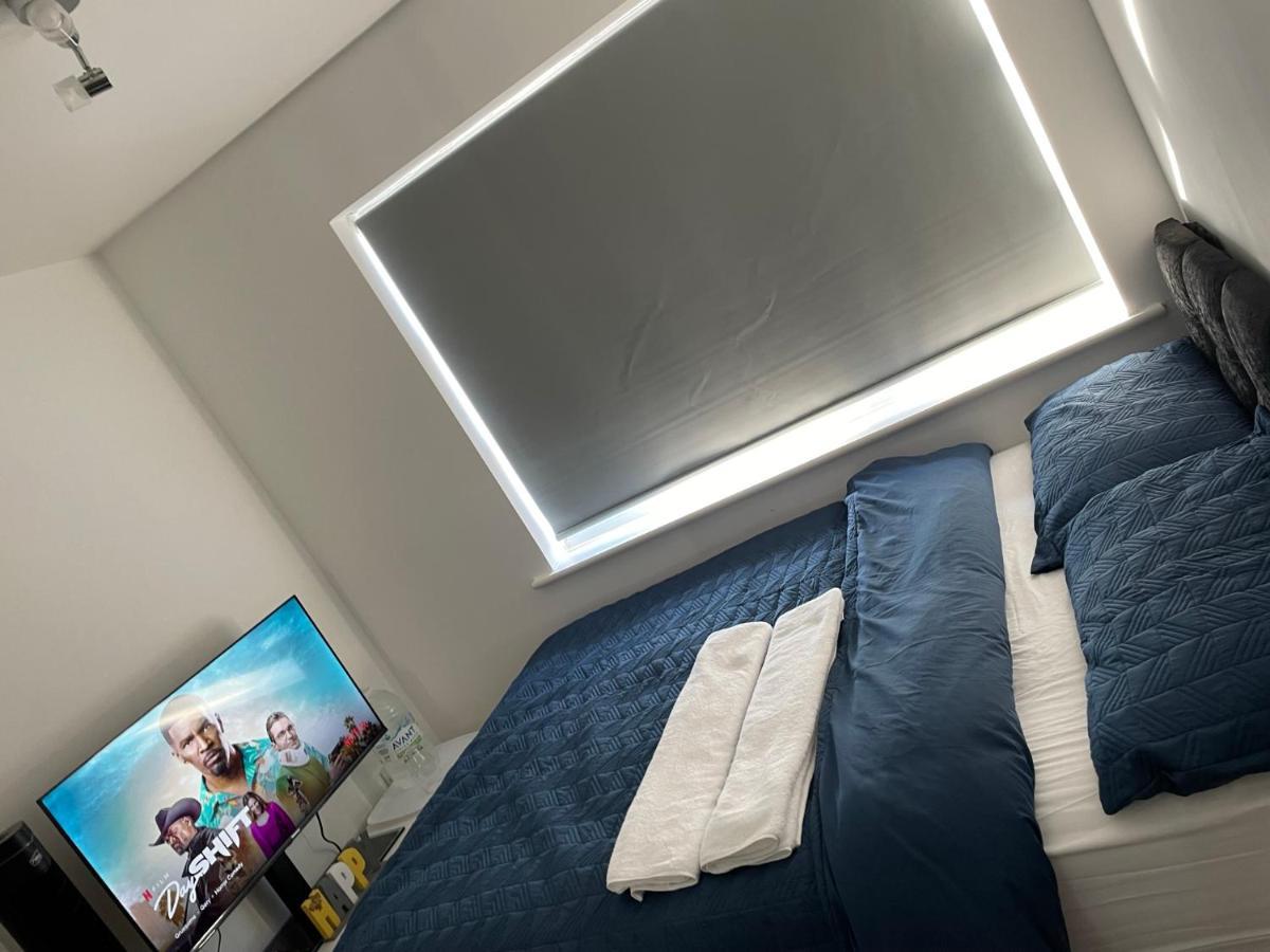 King Dems Home Dagenham Ngoại thất bức ảnh