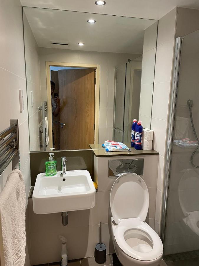 King Dems Home Dagenham Ngoại thất bức ảnh