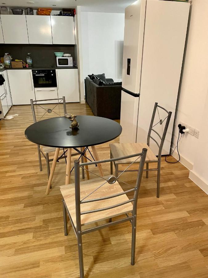 King Dems Home Dagenham Ngoại thất bức ảnh